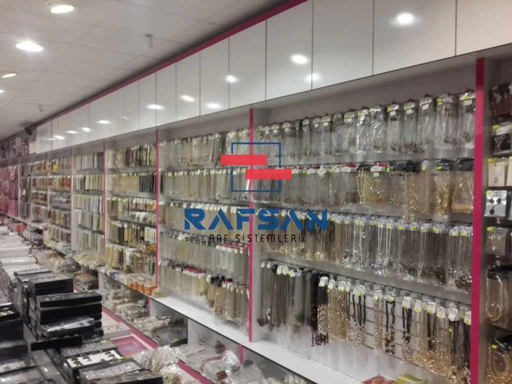 Bijuteri raf sistemi uygulaması 02