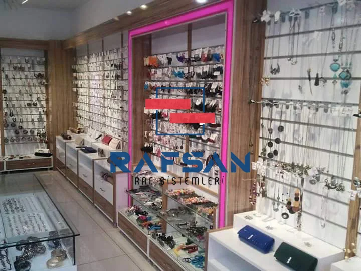 Bijuteri raf sistemi uygulaması 11